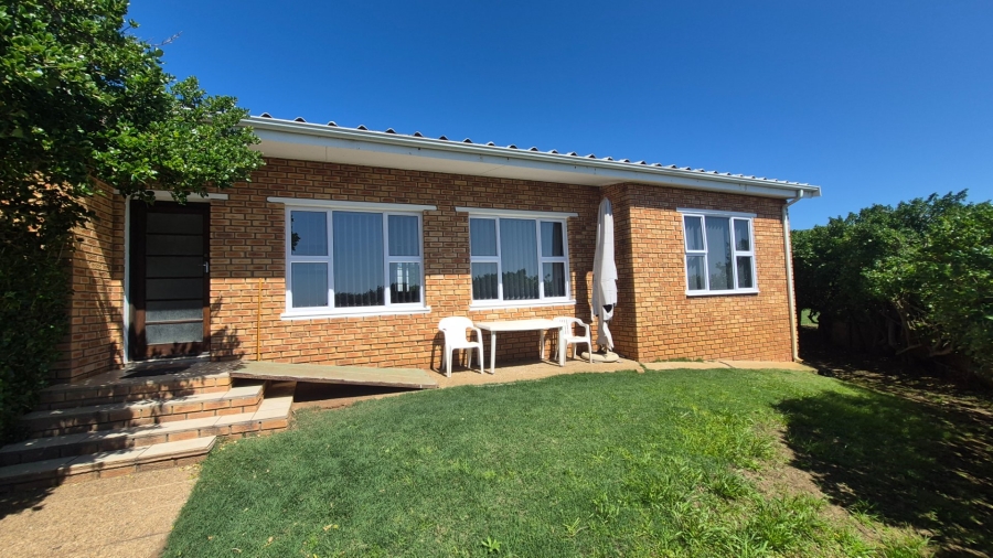 3 Bedroom Property for Sale in Vleesbaai Western Cape